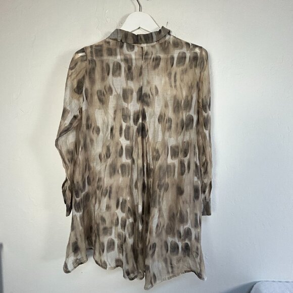 Comfy USA Womens Sheer Button-Up Tunic Top XS Abstract Animal Print Long Sleeve - Picture 2 of 7